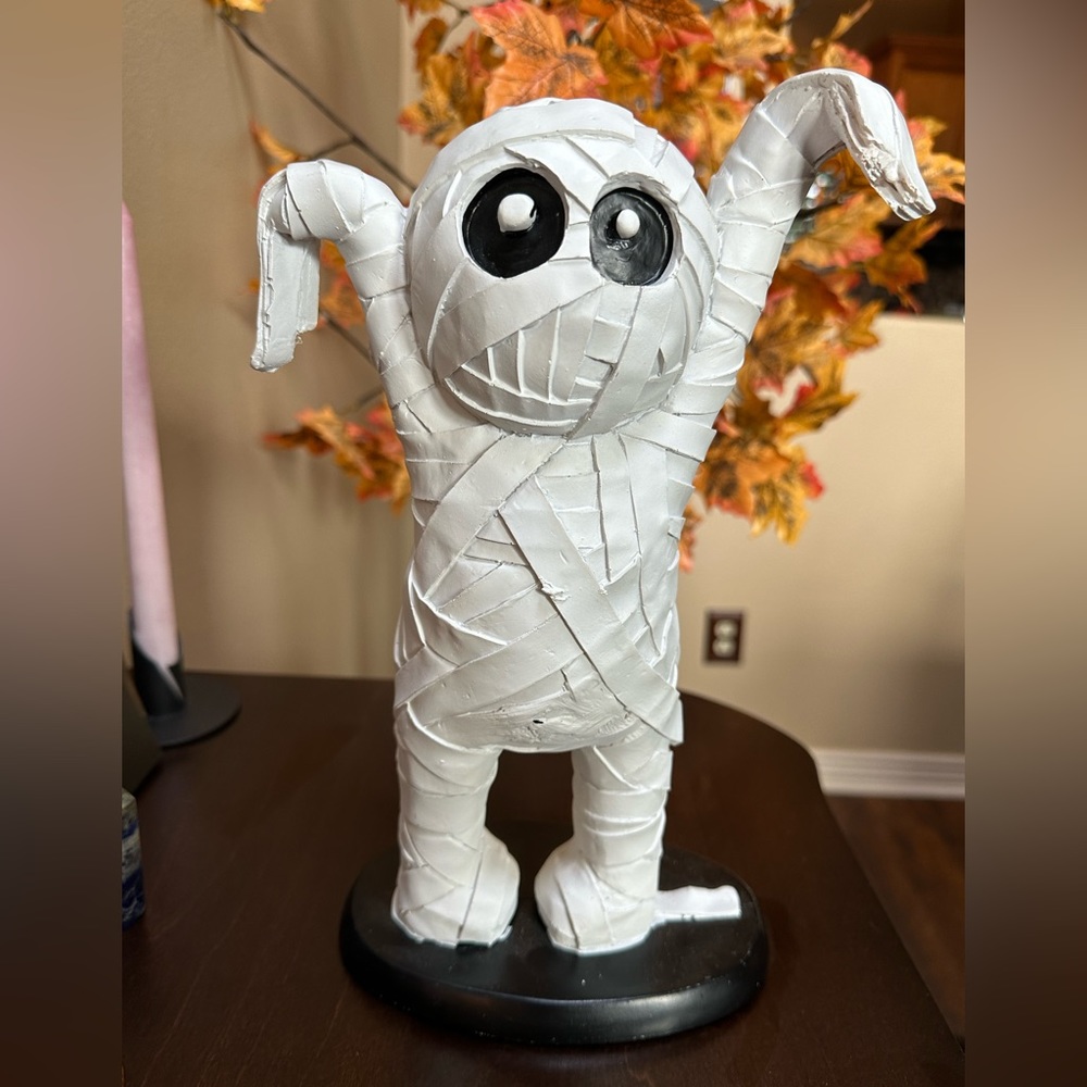 Carl the Mummy